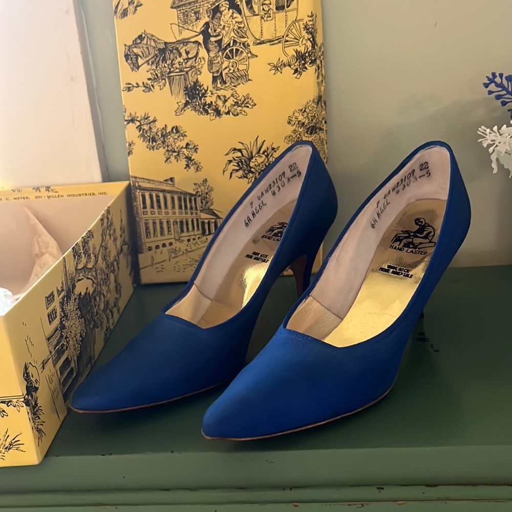 Vintage Mid-Century Heels